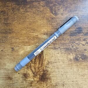 Derwent Graphik Line Maker fine liner pen with a 0.3mm nib